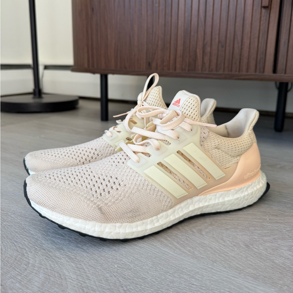 Adidas Women's Ultraboost 1.0 DNA trainers - Great condition!